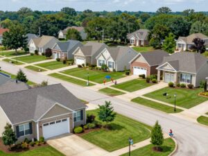 Suburban neighborhood in Huntsville, Alabama with affordable homes.