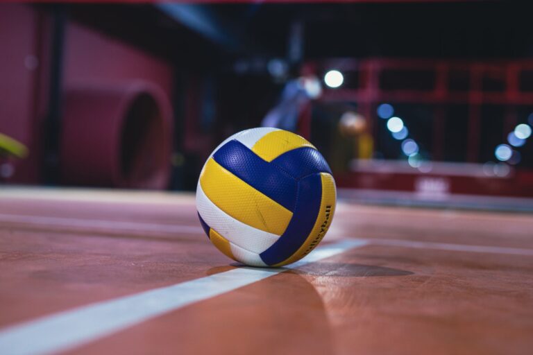 Tomlin Powers Bulldogs Volleyball to Sweep in Pine Bluff